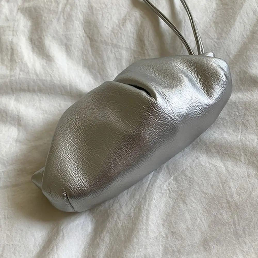 Portable PU Leather PU Mini Cloud Bag Silver Purse Hanging Neck Coin Purse Lipstick Storage Bag Mini Earphone Bag Girls/Female