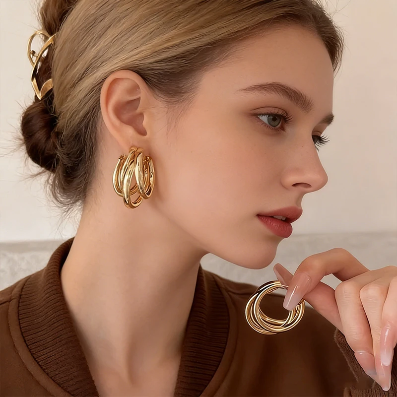 

EVISPOL Stainless Steel Smooth Metal Chunky Hoop Earrings for Women Fashion Round Circle Huggie Hoop Earrings Trendy Jewelry