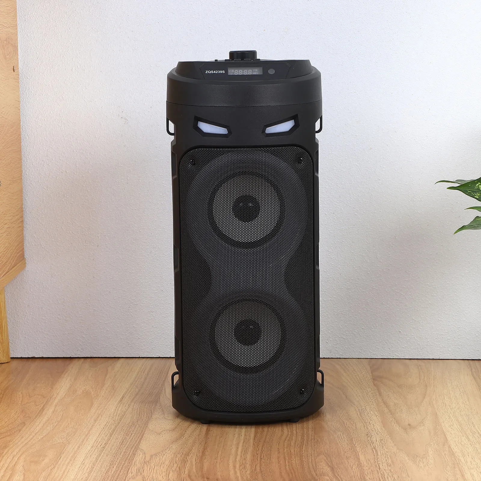 

1Set Portable Speaker Powerful Subwoofer Bass LED Colorful Lights Strap Outdoor Party Pa System Car Speaker System