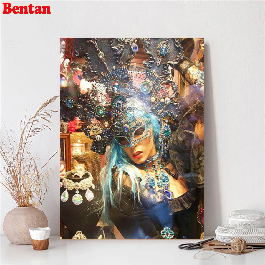 5d Diy Diamond Painting Charm under the mask Cross Stitch Kits Full Diamond Embroidery Rhinestone Crafts Mosaic Home Decoration