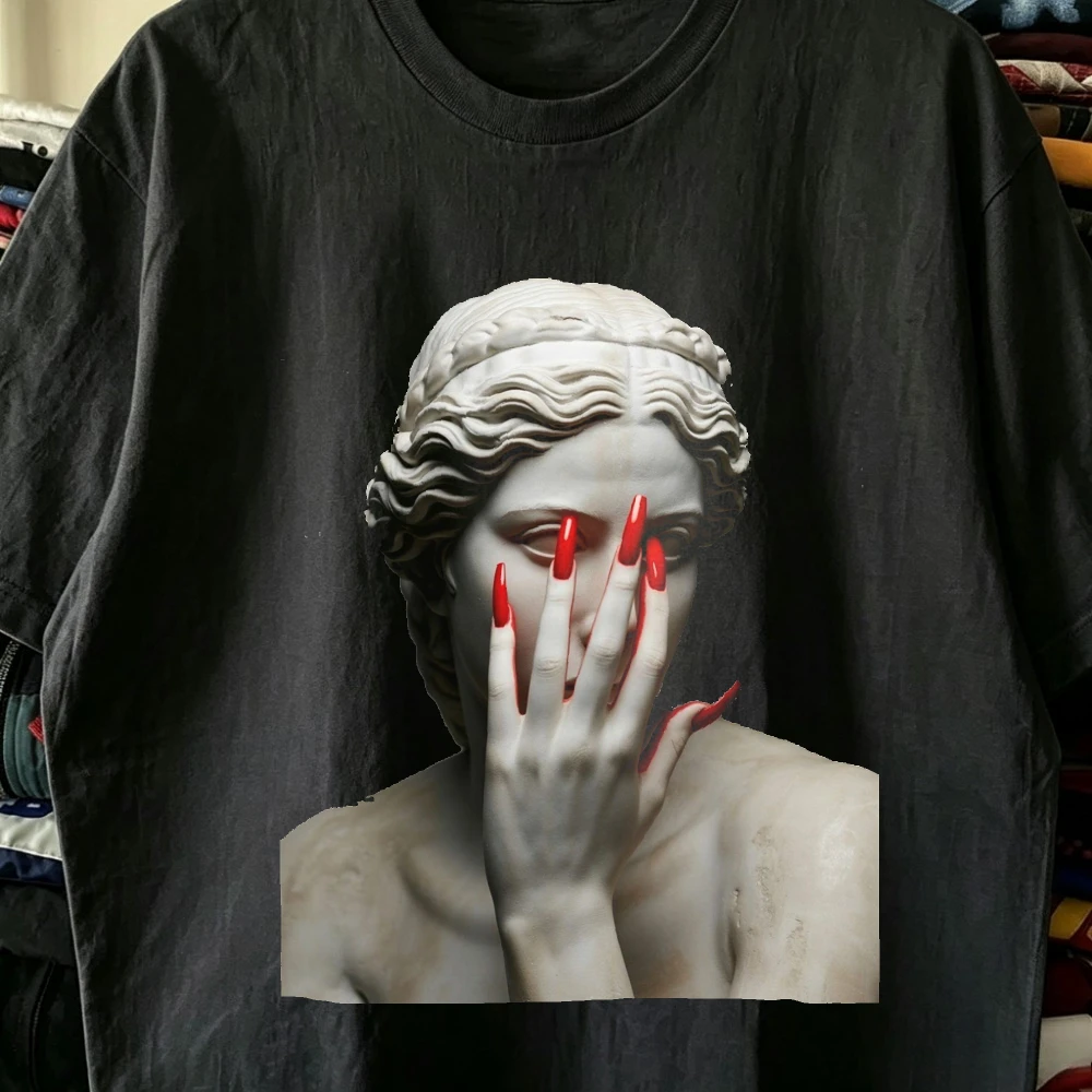 Creative Sculpture Red Nails Print T-shirt Men Street Style Graphic Top Casual Short Sleeve Tee Hip Hop Aesthetic Design Clothes