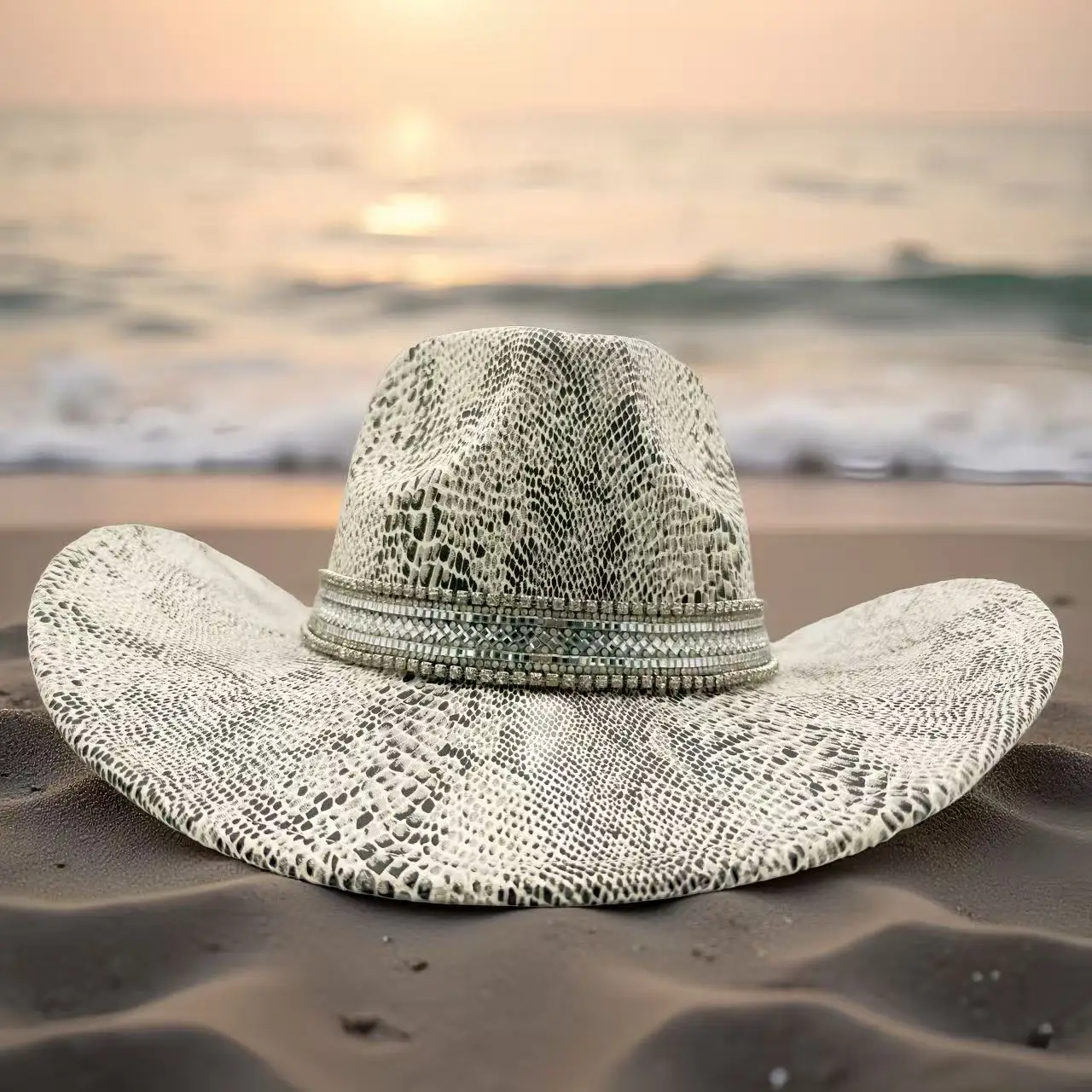 ラインストーンカウボーイハットわら製ウエスタンハット女性男性用カウガールパーティービーチヴィンテージカウボーイアクセサリーフェスティバルレイブカントリーミュージック