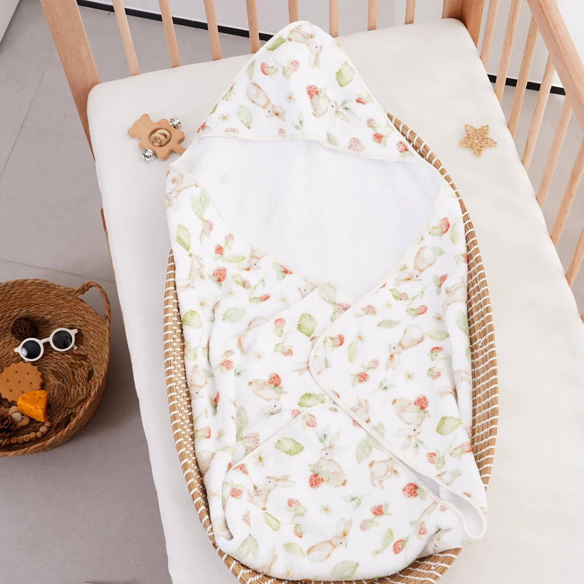 1Pc Ultra Soft Warm Newborn Infant Swaddle Wrap,Fleece Baby Hooded Blanket, Soft Absorbent Hooded Blanket for Newborn Toddler
