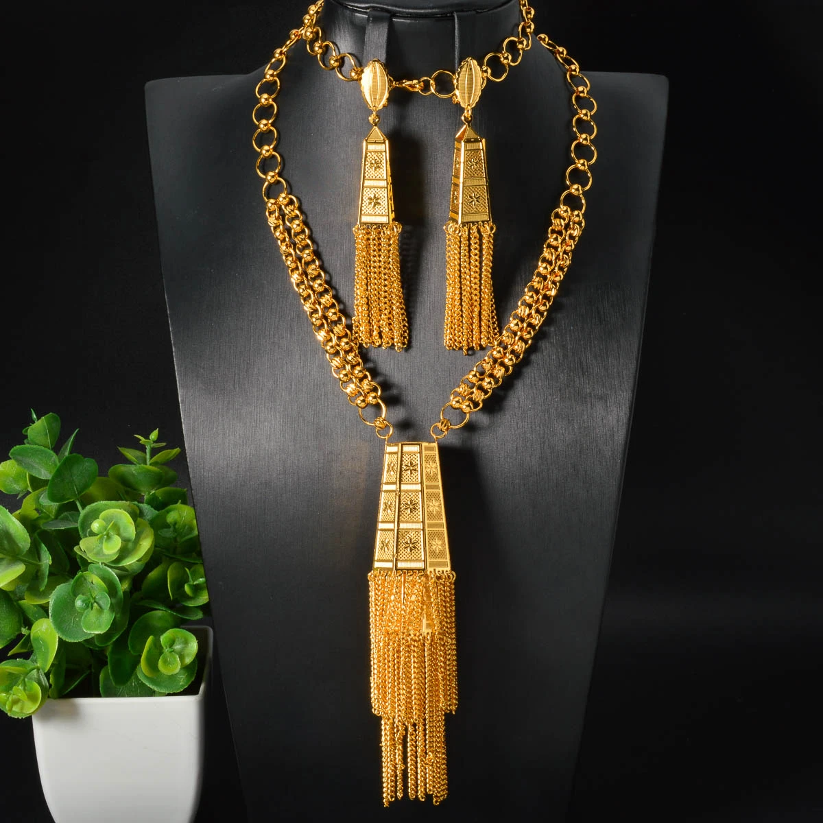 مجموعة مجوهرات أرابيسك النحاسي - مراجعة Men Accessories In Dubai وسعره