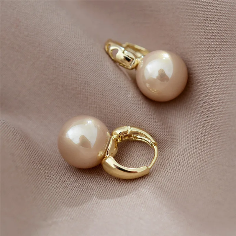 Fashion Simulated Pearl Drop  Stud Earrings For Women OL Simple Round Ear Ring Girl Gifts Bijoux Party Wedding Bridal Jewelry