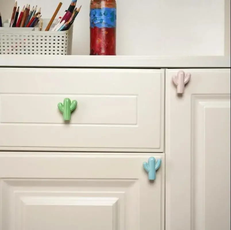 animals Kid room  Handles Cartoon Ceramic Drawer Furniture Knobs Children Cute Cabinet Pulls Dresser Knob Cute Cupboard Handle