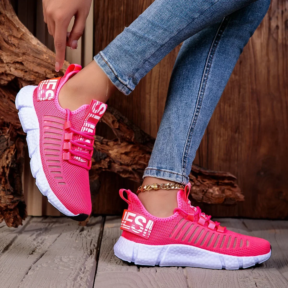 Hot Sale Pink Sneakers Mesh Lightweight Soft Sole Jogging Strap Breathable Fashion Size 36-44 Women's Sports Shoes Unisex Tennis