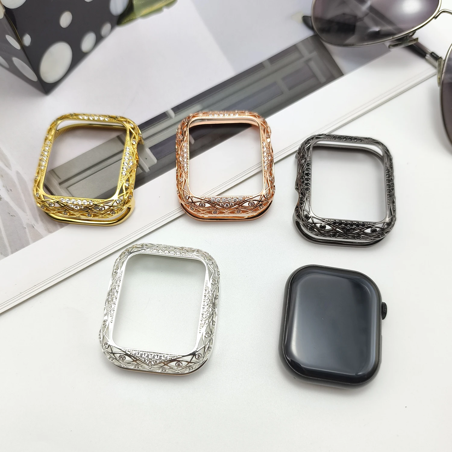 High end diamond studded tulip pattern aluminum alloy hollow case for S11 S10 46 45 44-38mm fashionable case for iwatch S9 S8 S7