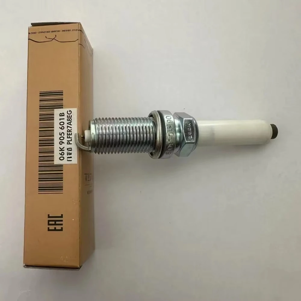 NEW 4PCS 06K905601B Platinum Spark Plug For VW Jetta Passat Golf Skoda L4 For Audi A3 A4 A5 A6 Q7 Q8 Quattro PLFER7A8EG 94716