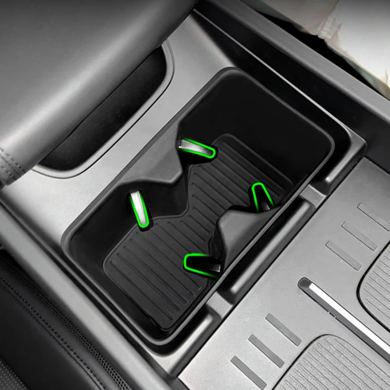 New 1 Piece Silicone Shock-Absorbing Drinks Holder Storage Box For   Fe 2024 2025 Water Cup Holder Car Accessories