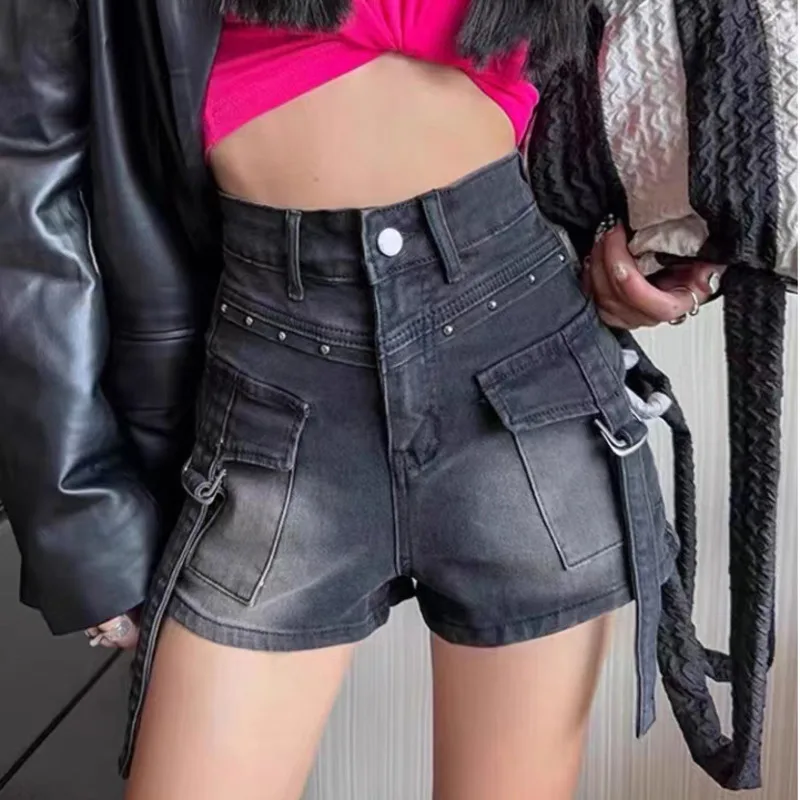 

2000s Korean Style Denim Workwear Shorts Y2k Girls Gothic Aesthetic Jorts Newjeans Women Fashion Vintage Emo Baggy Jeans Female