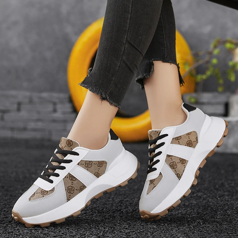 Spring 2026 Women's Retro Print Platform Sneakers Chunky Dad Shoes Casual Walking Trainers Men's/Women's Athletic Running Shoes view 3