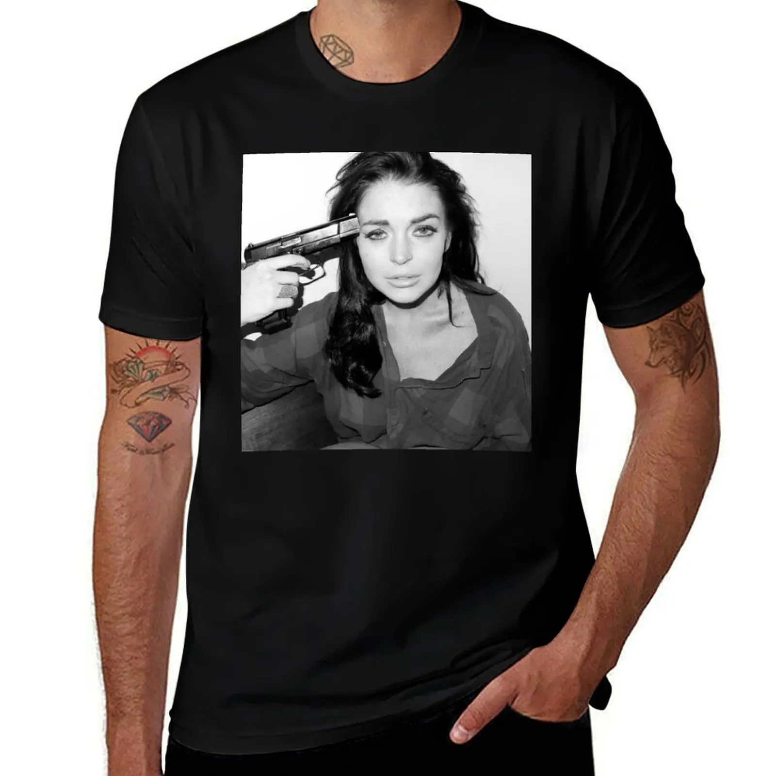 

Lindsay Lohan - Gun to head T-Shirt t shirt for man 100 percent cotton man t shirt summer