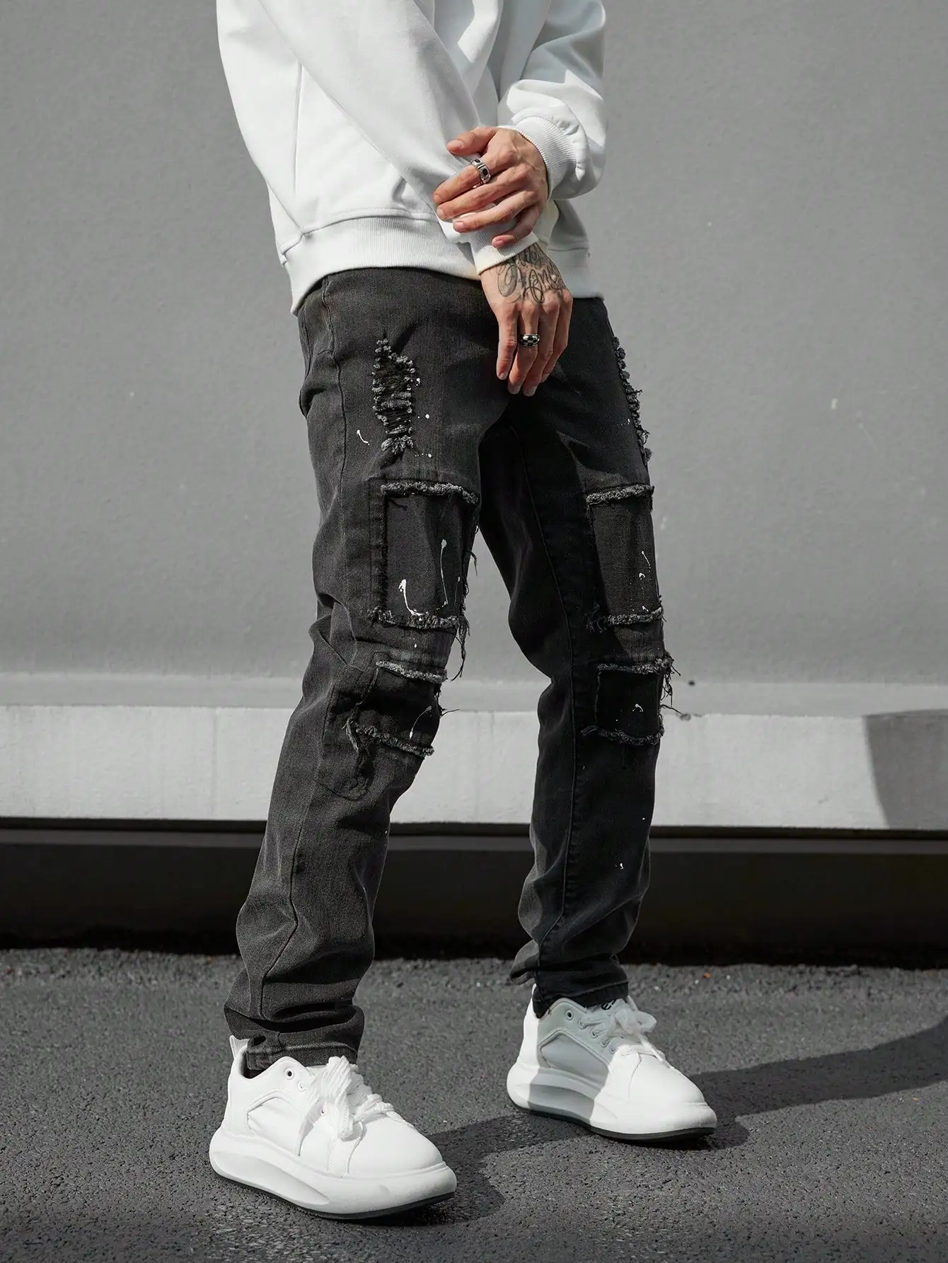 

Men's fringed hem straight leg jeans