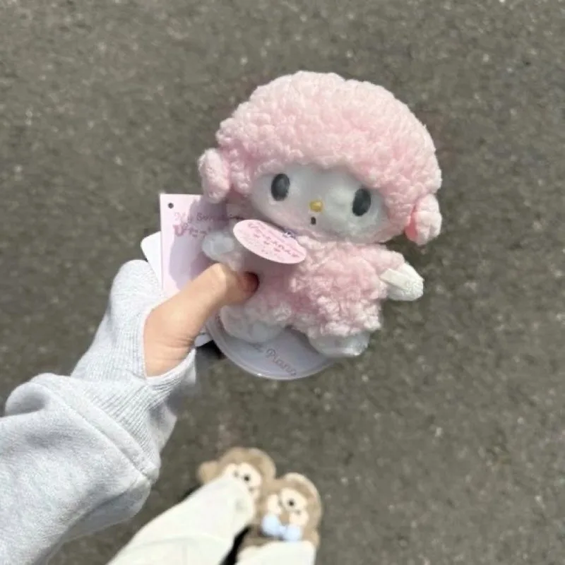 15 ซม.Sanrio Kawaii เปียโนตุ๊กตาพวงกุญแจการ์ตูนอะนิเมะสีชมพู Lamb กระเป๋าจี้ตุ๊กตาของเล่นตุ๊กตาน่ารักพวงกุญแจกระเป๋าของขวัญ