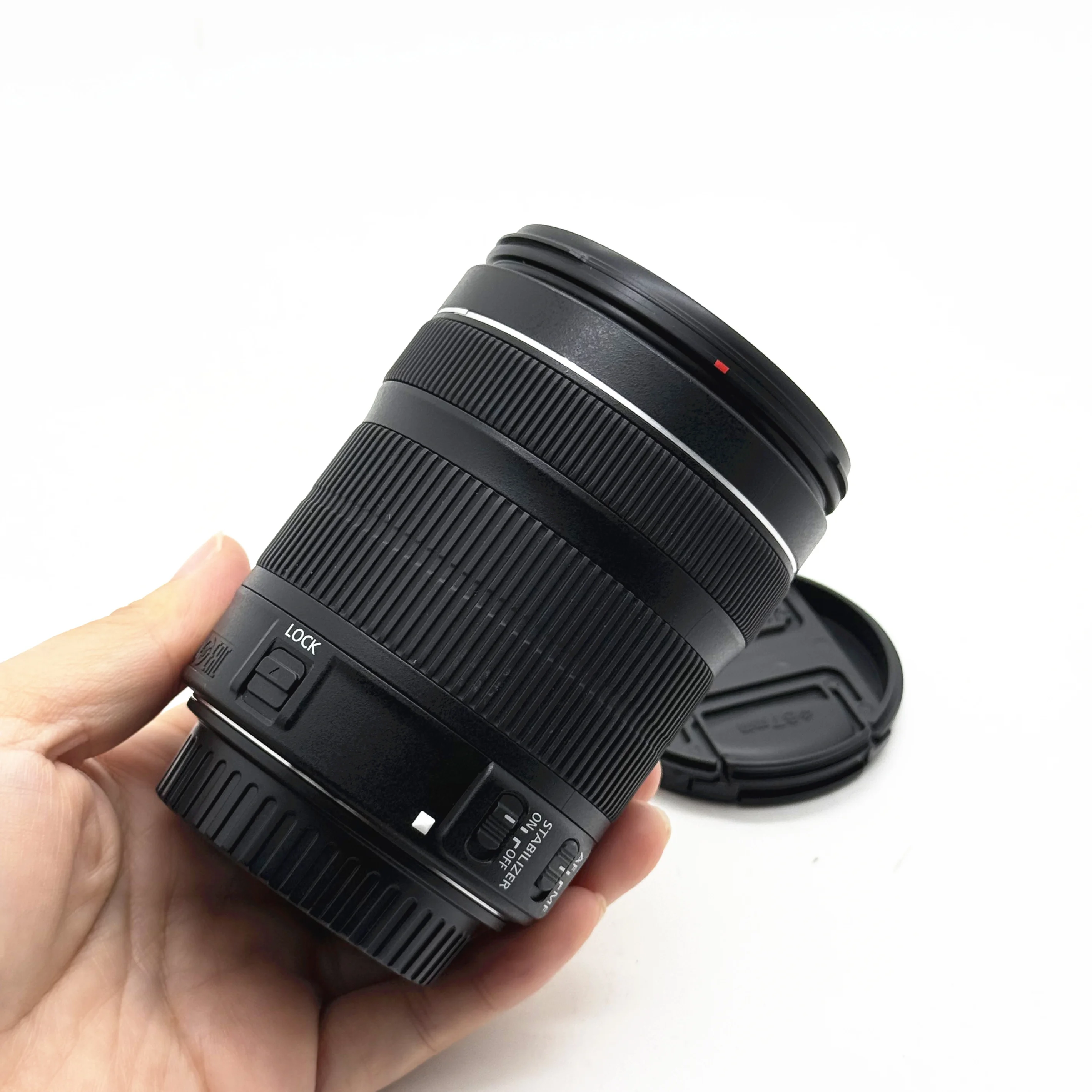 98% neuwertiges, originales EF-S 18-135mm f3.5-5.6 IS STM Weitwinkel-Telezoomobjektiv mit Bildstabilisierung (IS) für Canon 80D 77D 90D 600D 700D DSLR – Detail 2