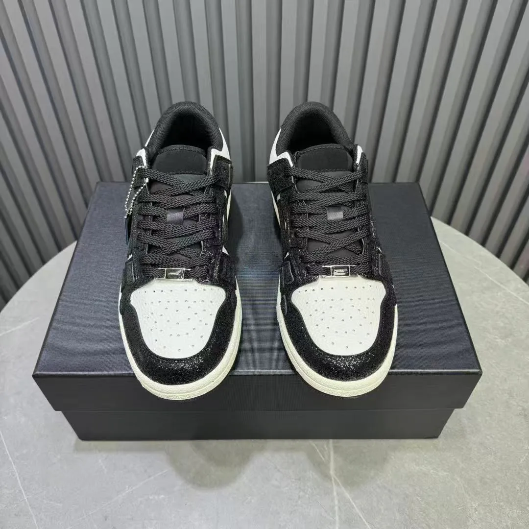 أحذية رجالية عالية الجودة من الجلد متعددة الاستخدامات على شكل عظمة ملونة منخفضة القطع لامعة كاجوال للزوجين أحذية رياضية نسائية #4