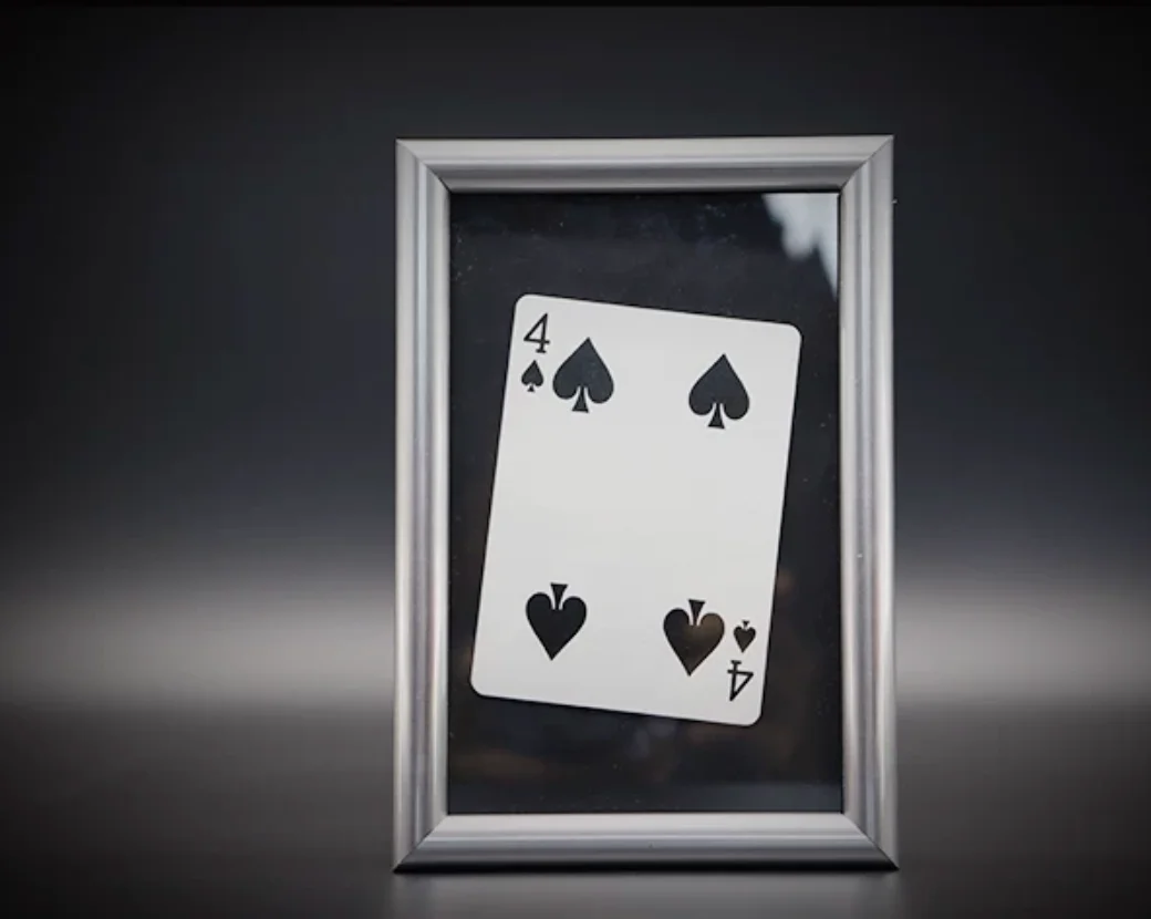 Magician Signed Card Thru the Frame Magic Tricks Signed Card Appear Inside Frame Magia Stage Gimmick Prop Illusion Mentalism Fun