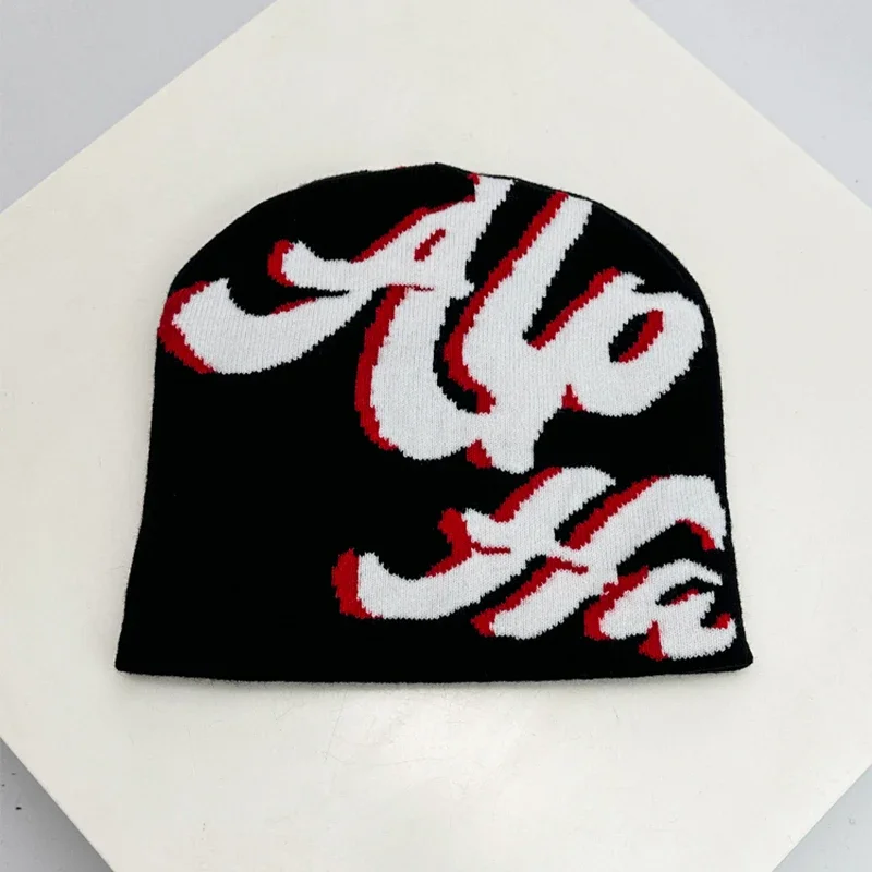 Autumn and Winter Niche Letter Wool Knitted Hats Warm Jacquard Weave ins Hip Hop Skullies Versatile Color Block Fashion Personal