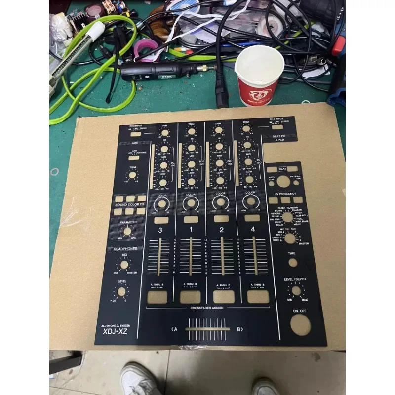 لوحة تحكم متوسطة الحجم من الألومنيوم XDJ XZ من بايونير #1