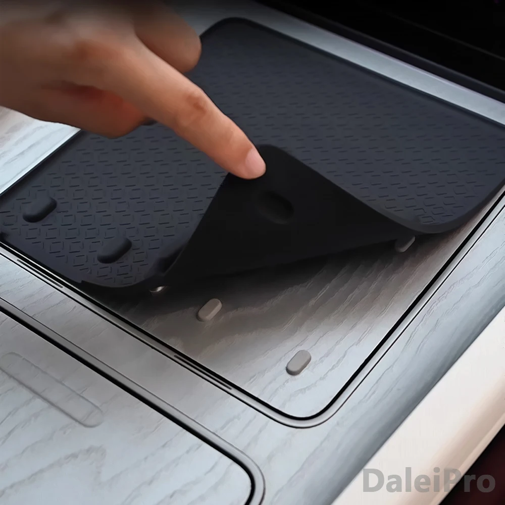 

Аксессуары для AVATR 12, гибкая силиконовая подкладка, центральная консоль, противоскользящая защитная накладка для беспроводной зарядки, коврик-держатель для телефона