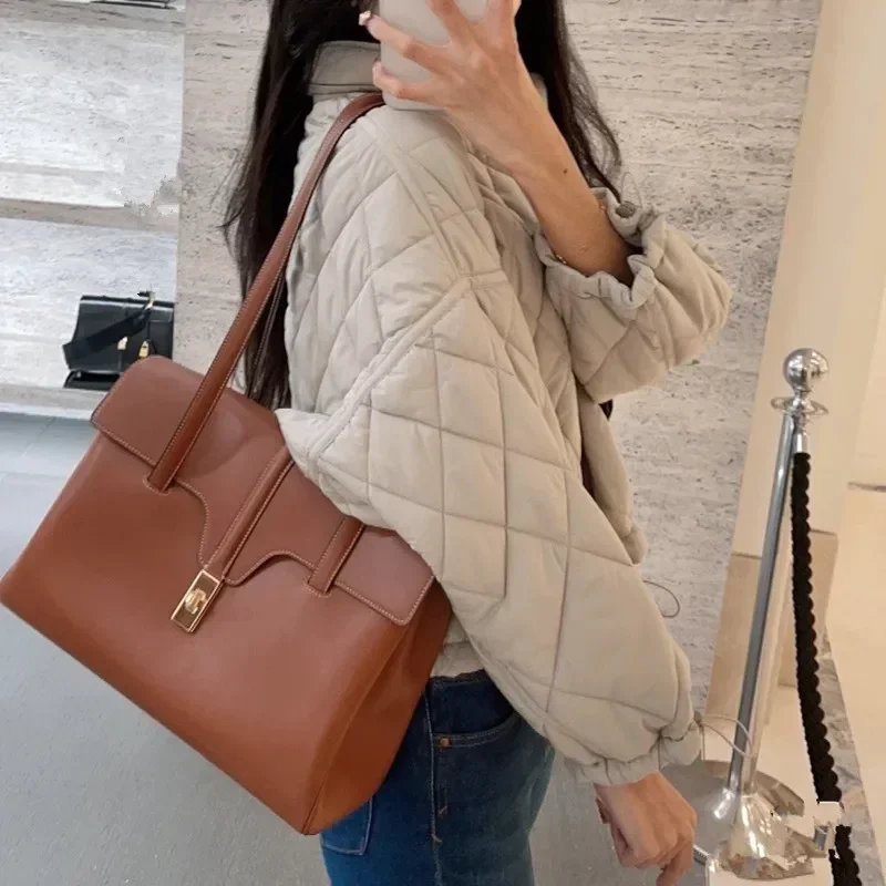 2024 New One-shoulder Cowhide Handbag, Fashionable and Luxurious Women\'s Bag, Simple and Versatile Handheld Armpit Bag