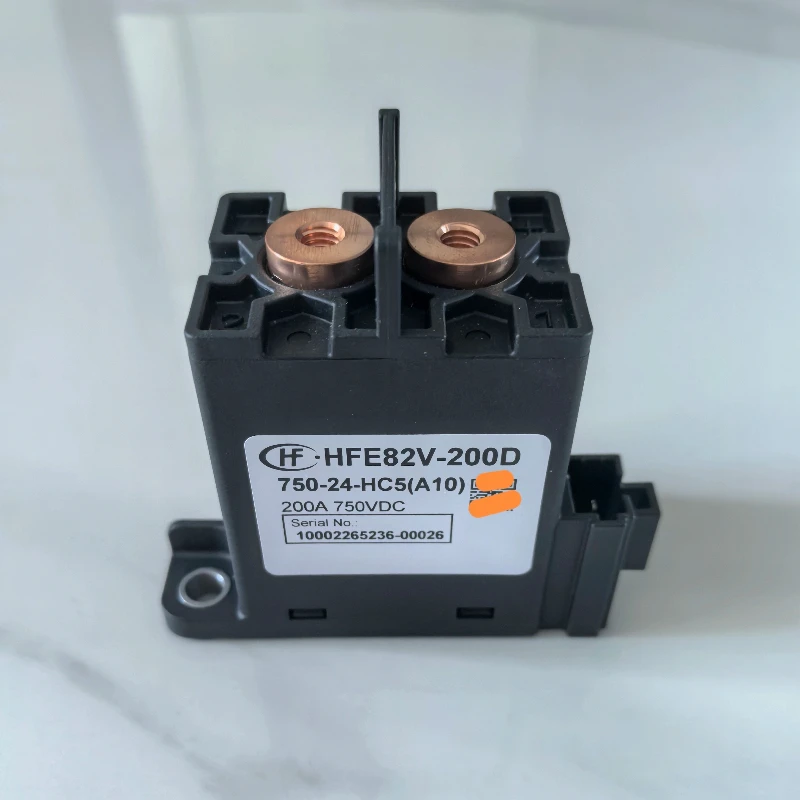 

Hongfa HFE82V-200D 750-24-HC5 (A10) 200A 750VDC Relay
