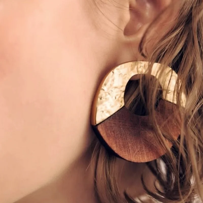 

Statement Fashion Wooden Metallic Vintage Earrings For Women Personality New Jewelry