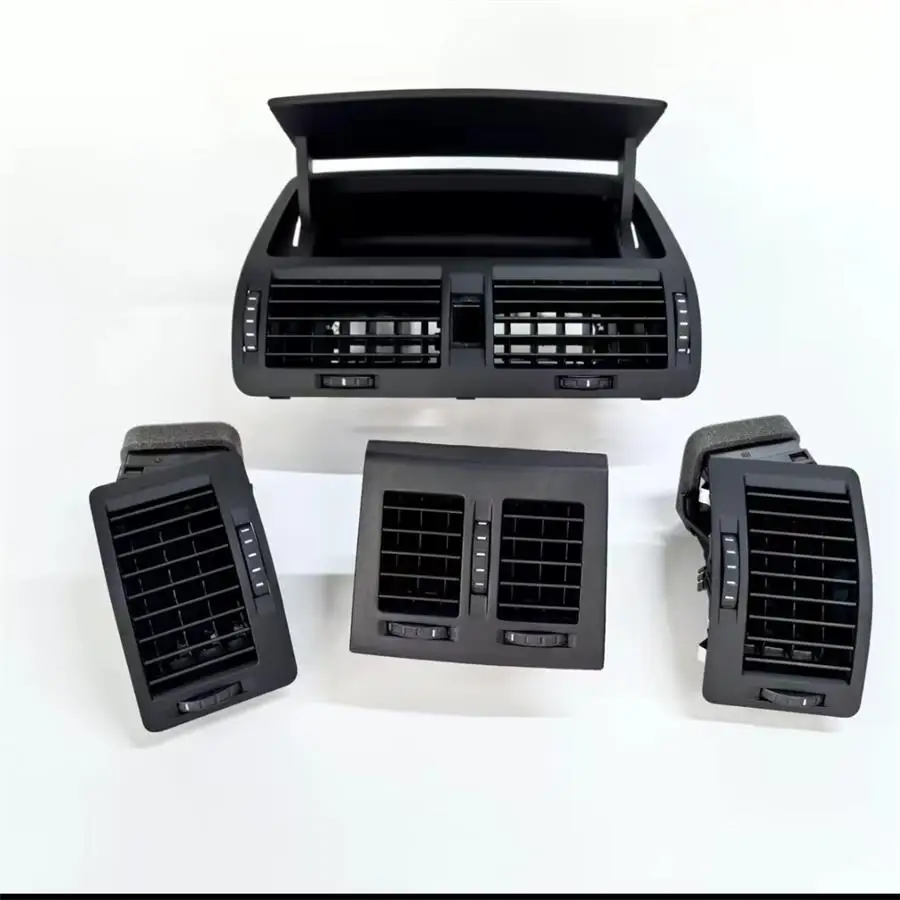 Suitable for Skoda Octavia instrument panel air conditioning outlet rear air conditioning outlet louver 1ZD820951  Middle air ou