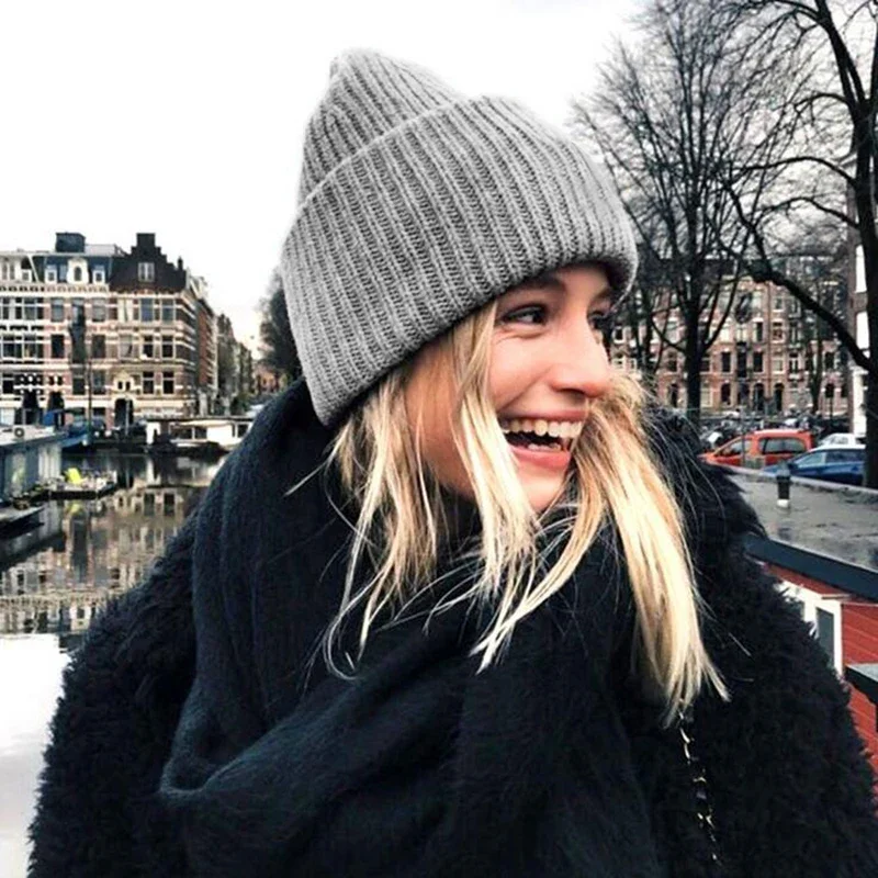 New Arrival Stylish Autumn Winter Warm Women Braided Crochet Wool Knitted Beanie Beret Ski Ball Cap Baggy Solid Hat Skullies