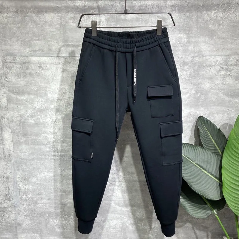 Pantalones de protección deportivos para hombres guapos sueltos y versátiles, pies de felpa, Halen, Multi bolsillo, alta calidad, tendencia de moda, otoño e invierno, nuevo