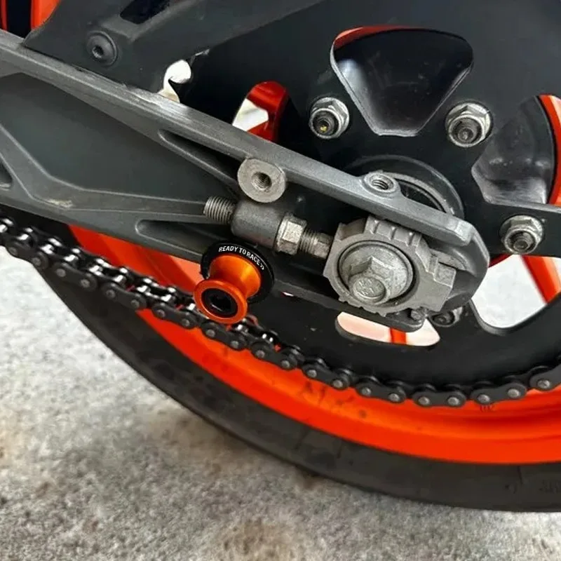 Untuk DUKE 390 790 890 125 200 250 1290 690 1090 1190 1390 KTM ADVENTURE 690 SMC R RC Aksesori Motor Swingarm Spool Slider
