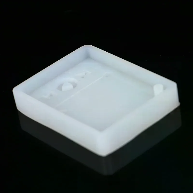 Super Glossy Epoxy Resin Player Mold Keychain Casting Silicone Mould DIY Crafts