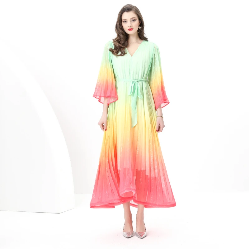 

2025 Early Spring-Vacation Style Flared Sleeves Pleated Shaping Wavy Long Gradient Printing Dress