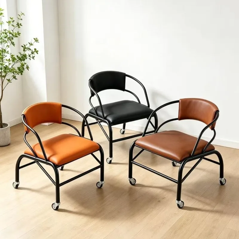 Fashion metal frame low stool with wheels yo-yo anti-drop small durable stool silent roller skating