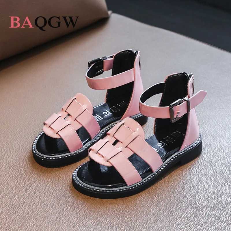 

Woven Style Girls Sandals Soft Patent Leather Kids Gladiator Sandals Children Roman Sandals Summer Zipper Beach Shoes Fashion