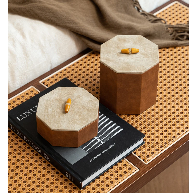 Italian Luxury Caramel Color Flocked Leather Storage Jewelry Box Decorative Ornaments High-End Showroom Nightstand Furnishings