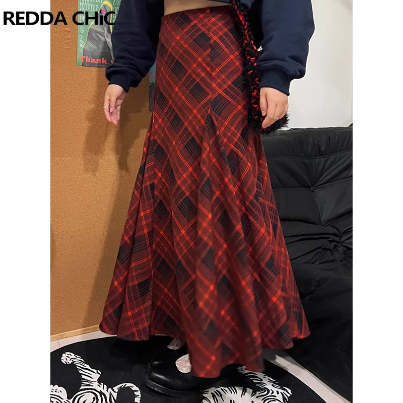 

REDDACHiC Women Red Plaid Mermaid Long Skirt High Rise Patchwork Ruffle Casual Bodycon Skirt Tall Girl Friendly Vintage Clothes