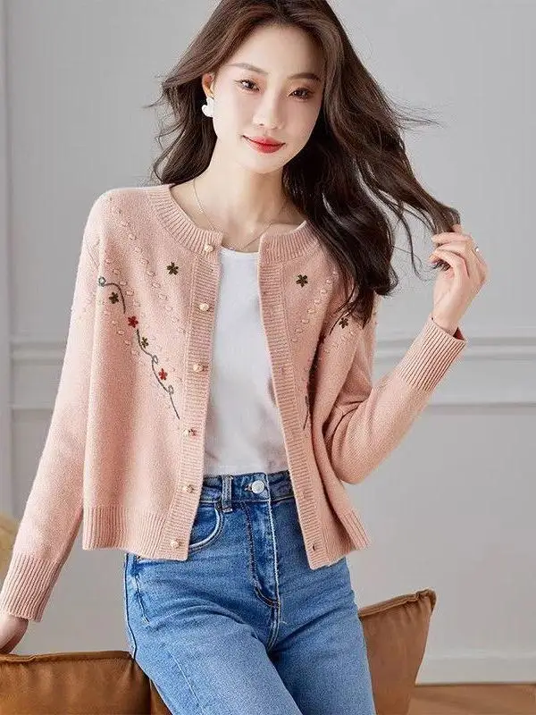 Autumn Winter New Hand Embroidered Floral Knitted Short Open Cardigan Women's Loose Outerwear Soft High End Sweater Trendy