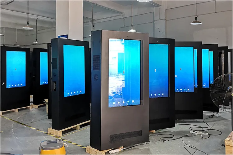 75 86 Inch High Brightness Advertising Screen Billboard All In One Touch Screen 4k HD Outdoor Led Display IP65 LCD Display Sign