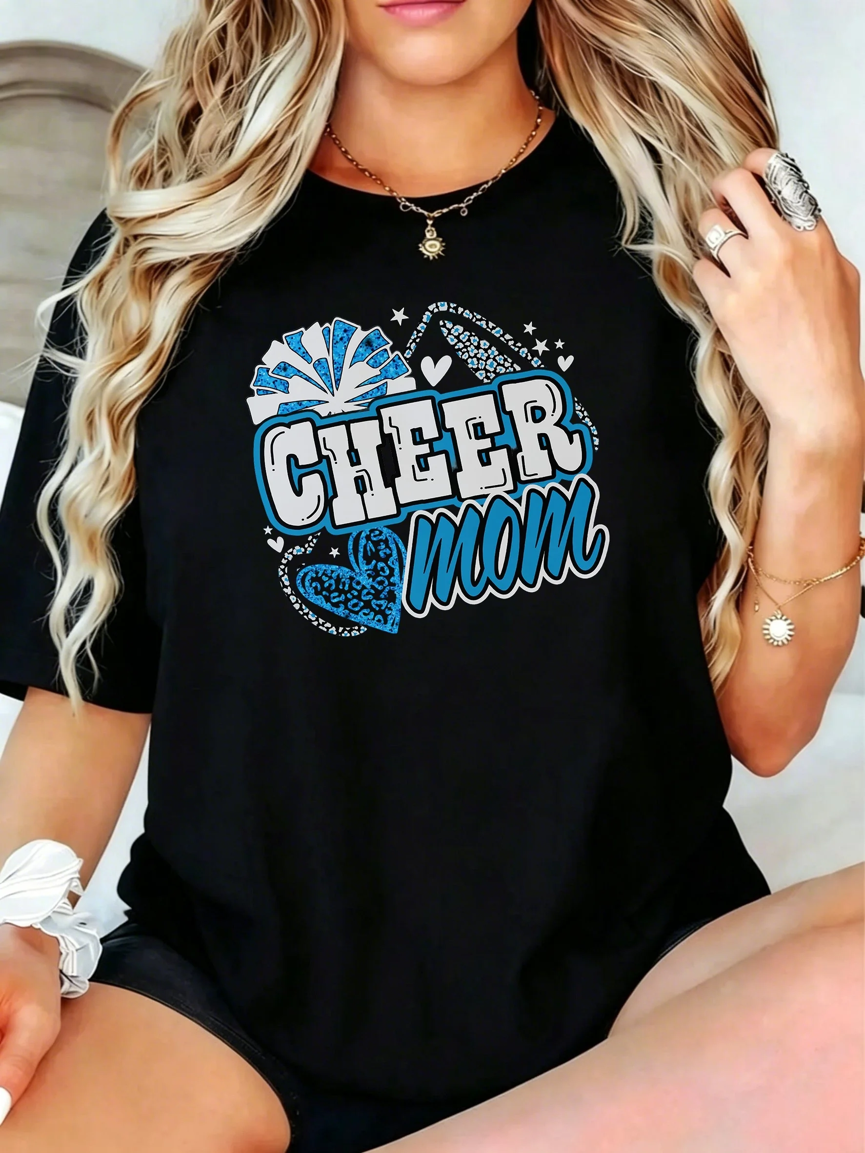 1Pcs Plus Size Women T-Shirt, Cheer Mom with Blue Pom Poms and Heart Design Shirt, Loose Type Shirt for Women