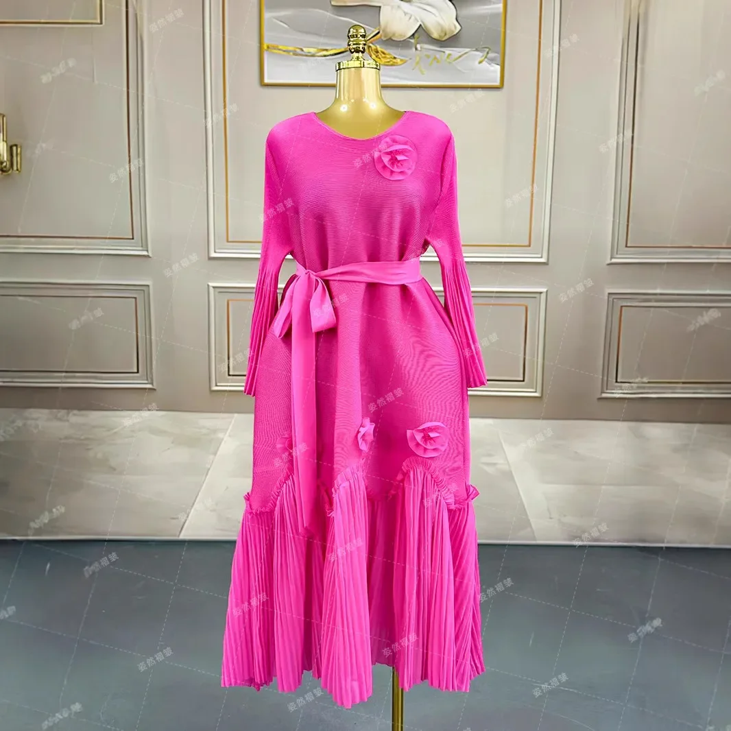 

Miyake Style Pleated Dress for Women 2025 New Solid Color V-neck French Three-dimensional Wood Ear Cake Dress Large Size Dress