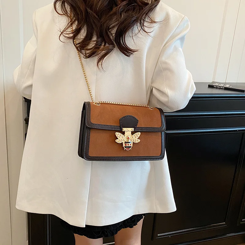

Popular Design 2025 New Women's Bag - Fashionable Versatile Matte Texture, Noble Chain Design, Small Square Shoulder Style