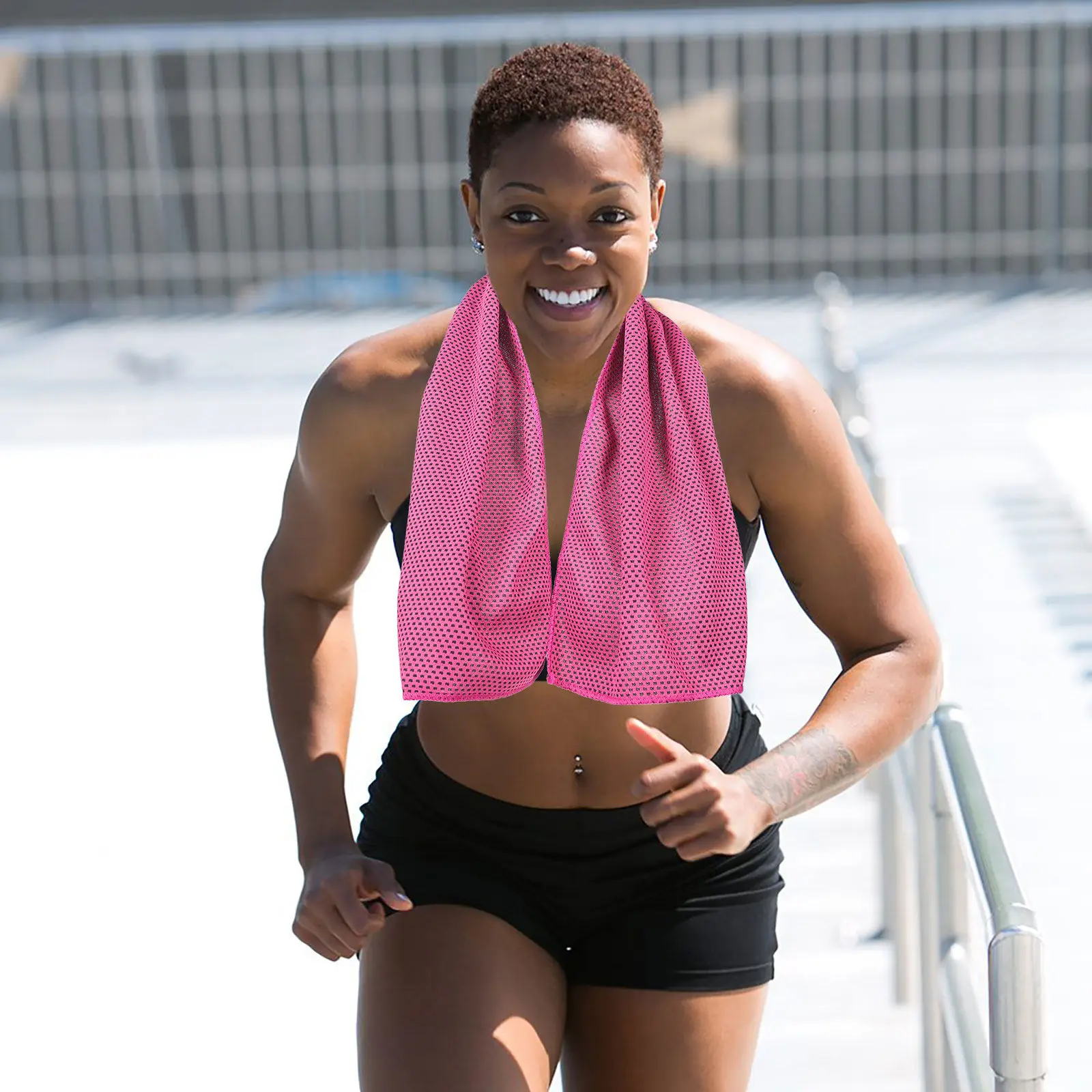 

4 шт. быстросохнущих охлаждающих полотенца из микрофибры, дышащие, легкие, из холодной ткани, для бега, спортзала, йоги, плавания, кемпинга