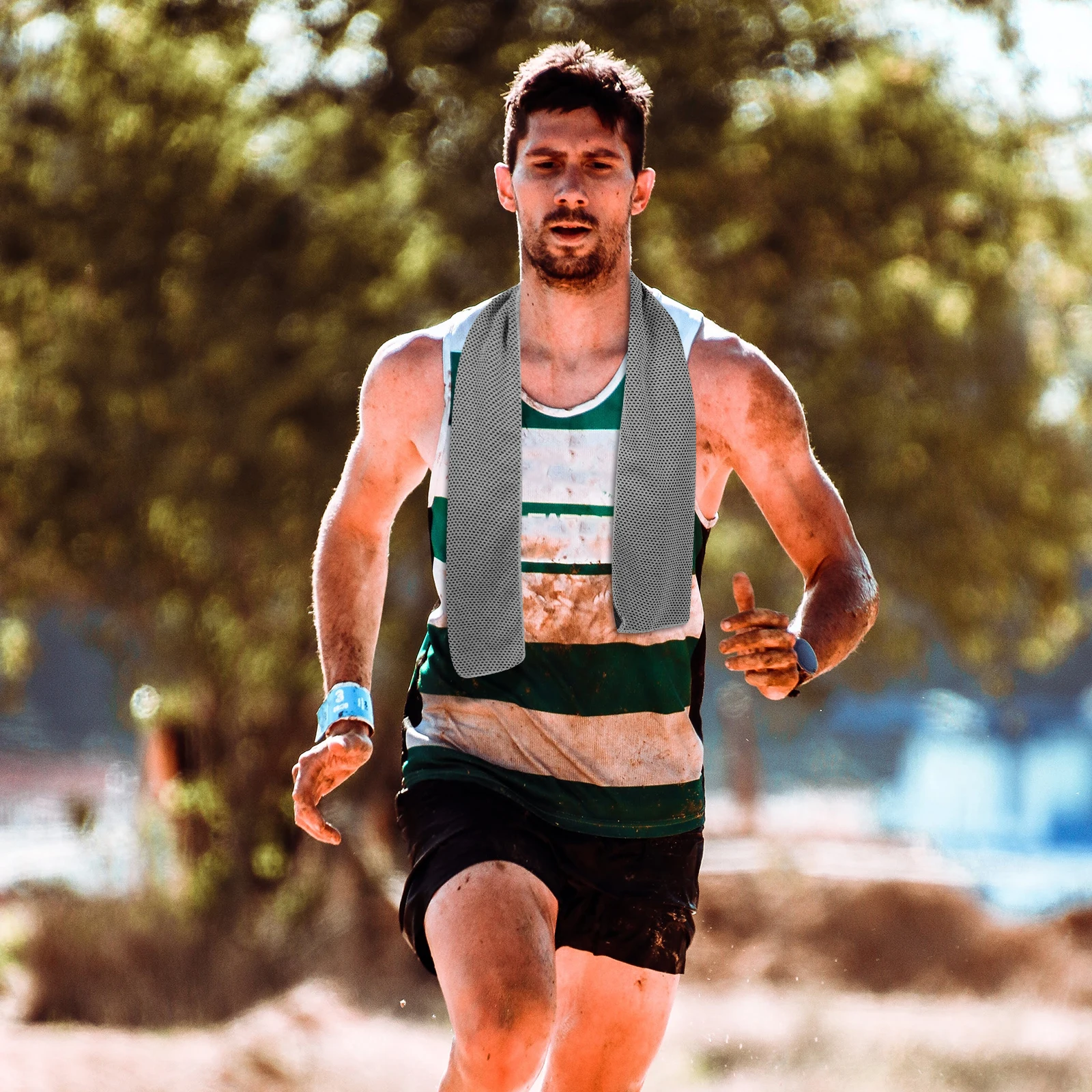 

2Pcs Portable Cooling Towels Gym Sweat Absorbent Towel for Running Cycling Yoga Outdoor Sports Lightweight Travel Friendly