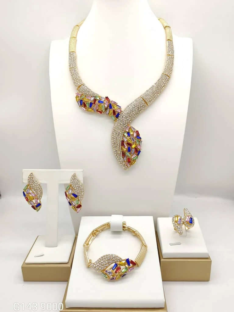 

African Dubai 24k Gold Plated Choker Necklace Jewelry Set for Women Bridal Wedding Crystal Bracelet Earrings Jewellery