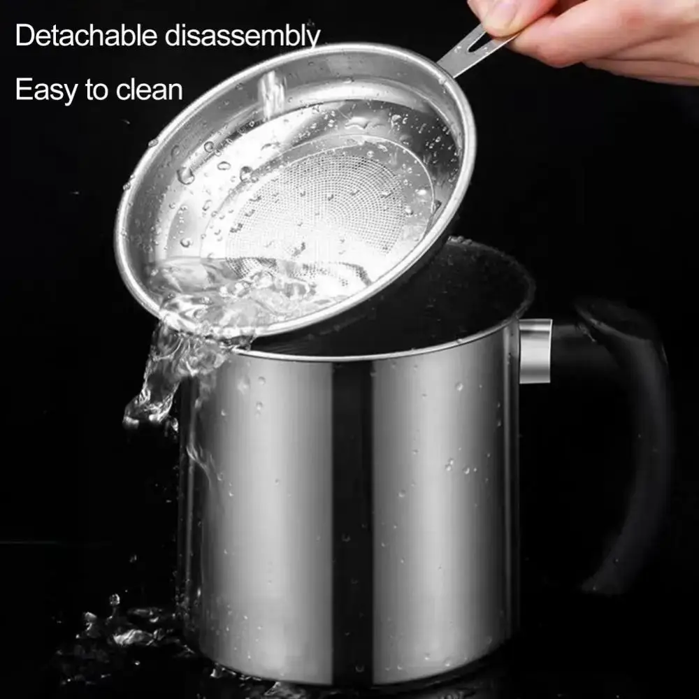 

Large Capacity Oil Filtering Pot BPA-Free Anti-Leakage Stainless Steel Oil Can 1.3/1.8L Dust-Proof Cover Grease Container