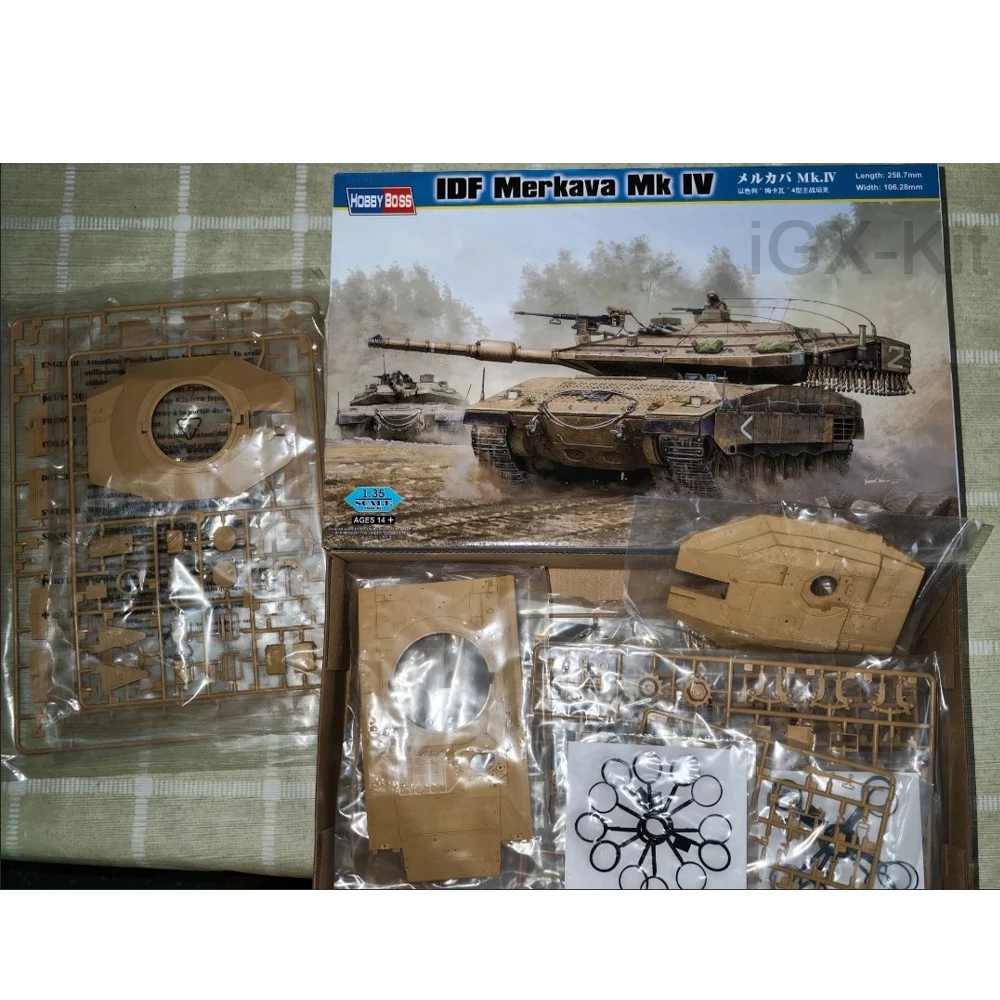 

Hobbyboss 82429 1:35 Израильский IDF Merkava Mk IV Основный боевой танк MBT Комплект пластиковой модели автомобиля Подарок ручной работы