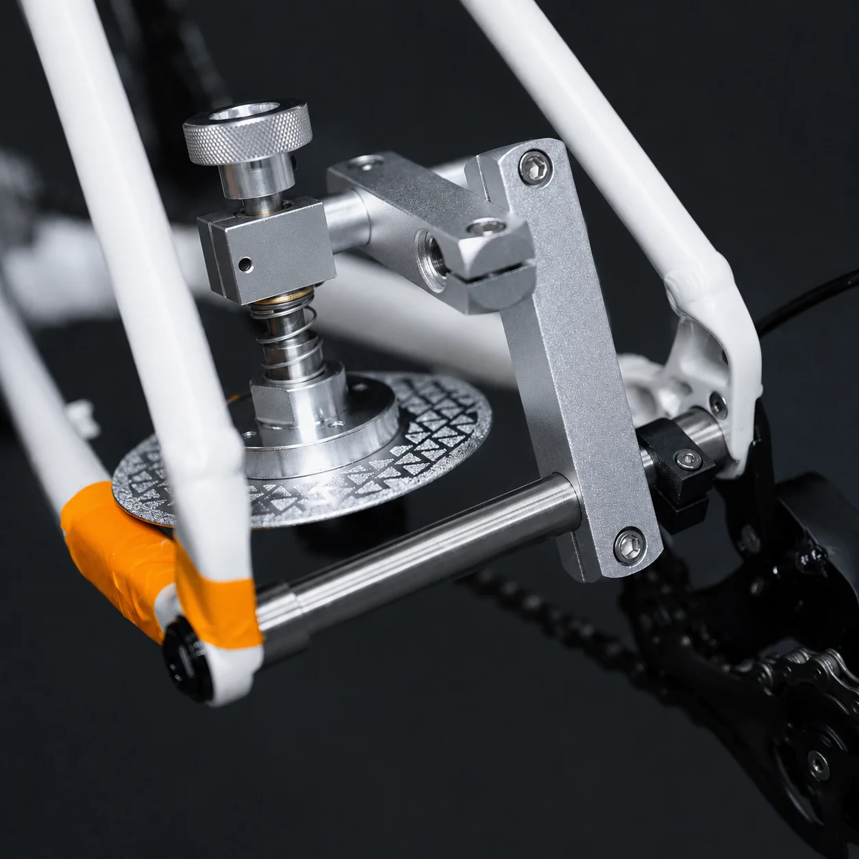 自転車ブレーキマウント用フェーシングツール – 不均一な接触 - Mountain Biking Brands のレビューと価格