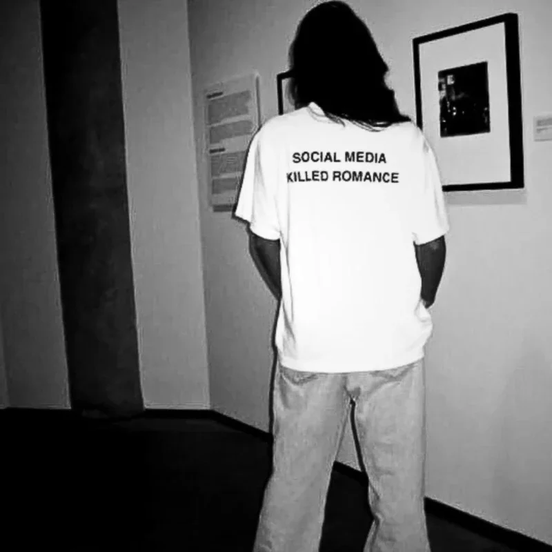 

2025 SOCIAL MEDIA KILLED ROMANCE T Shirt Men Women Summer Y2k Top Cotton Tees High Quality Aesthetic Valentine's T-Shirt Unisex